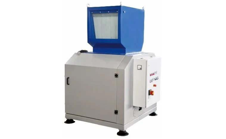 Compact Tangential Soundproofed Granulator